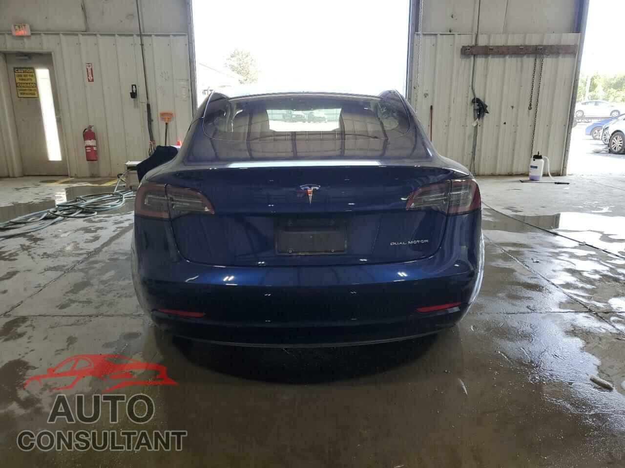 TESLA MODEL 3 2021 - 5YJ3E1EB8MF836824