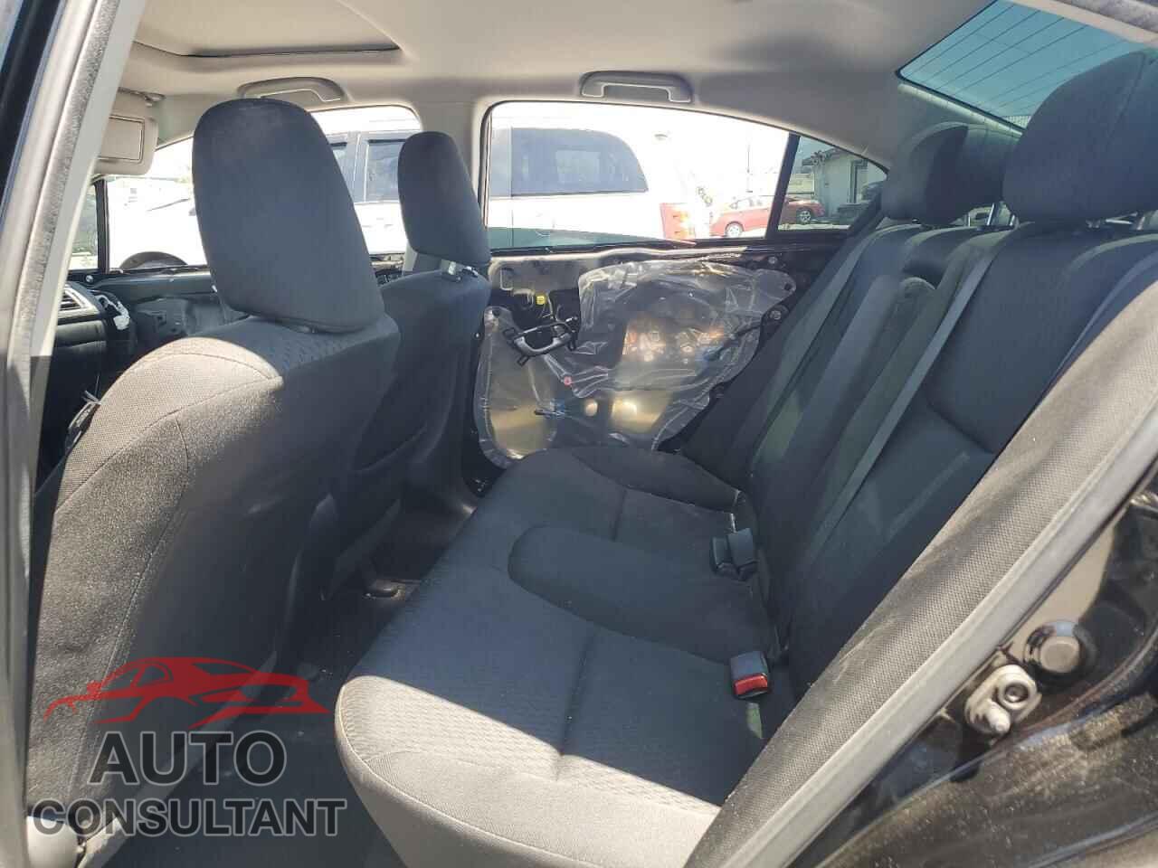 HONDA CIVIC 2015 - 2HGFB2F80FH554402