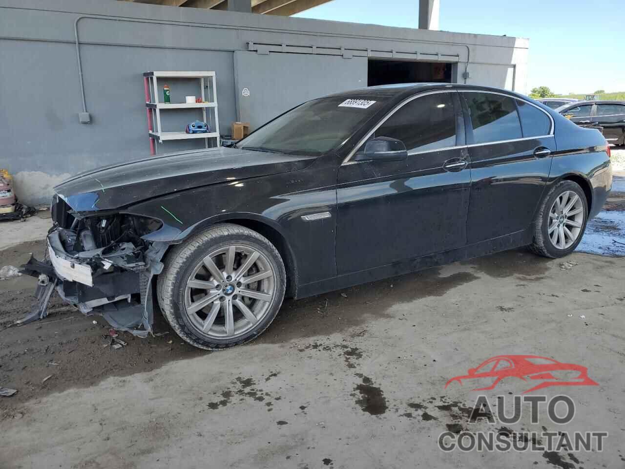 BMW 5 SERIES 2015 - WBA5B1C52FD918411