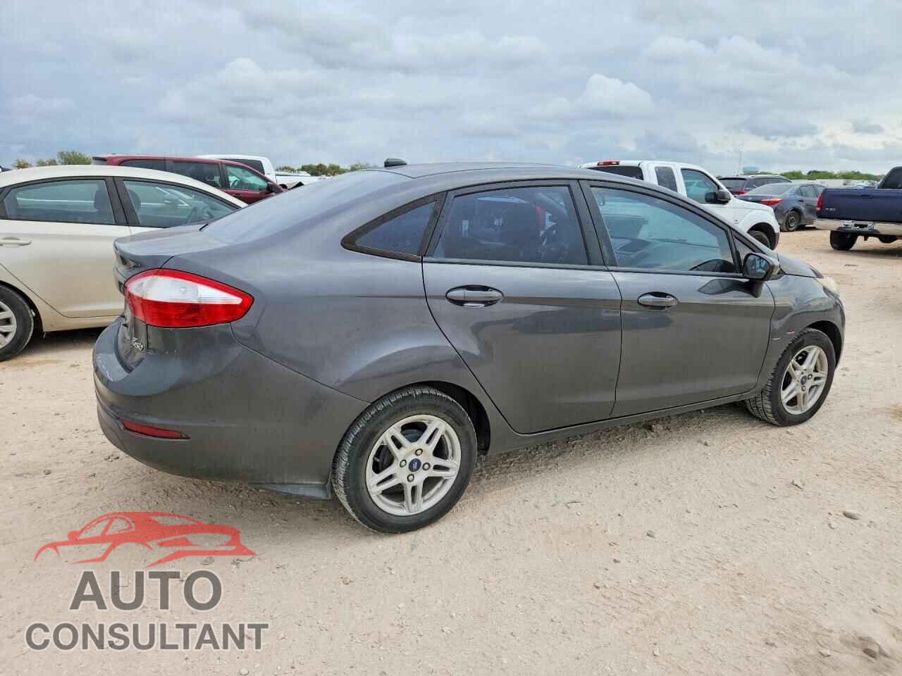 FORD FIESTA 2018 - 3FADP4BJ4JM134587
