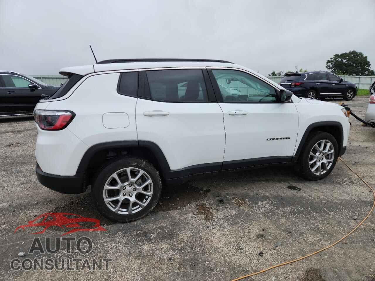 JEEP COMPASS 2022 - 3C4NJDFB1NT215738