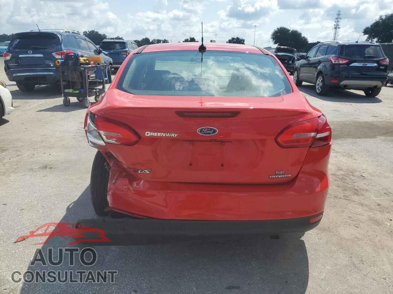 FORD FOCUS 2015 - 1FADP3F29FL317165