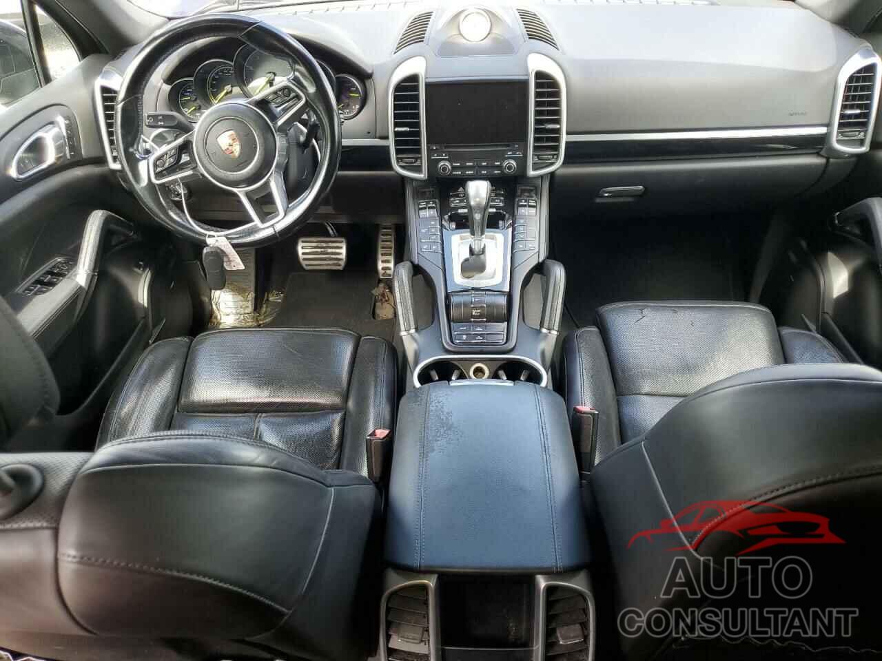 PORSCHE CAYENNE 2017 - WP1AE2A21HLA73369