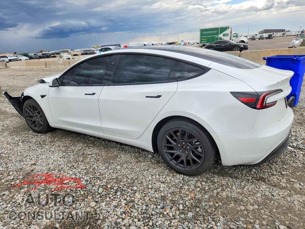 TESLA MODEL 3 2024 - 5YJ3E1EB0RF814128