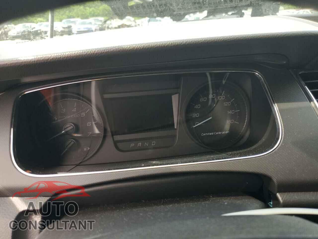 FORD TAURUS 2018 - 1FAHP2L82JG141498