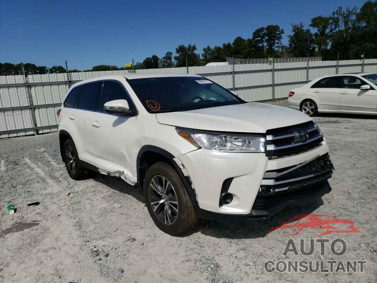 TOYOTA HIGHLANDER 2019 - 5TDBZRFH0KS738154
