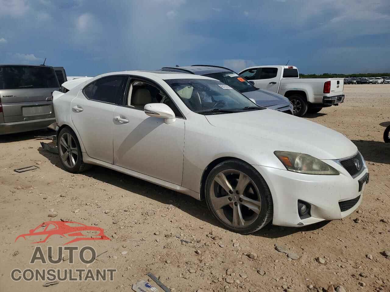 LEXUS IS 2011 - JTHBF5C29B5133815