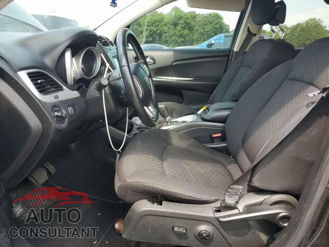 DODGE JOURNEY 2017 - 3C4PDCBB9HT576994