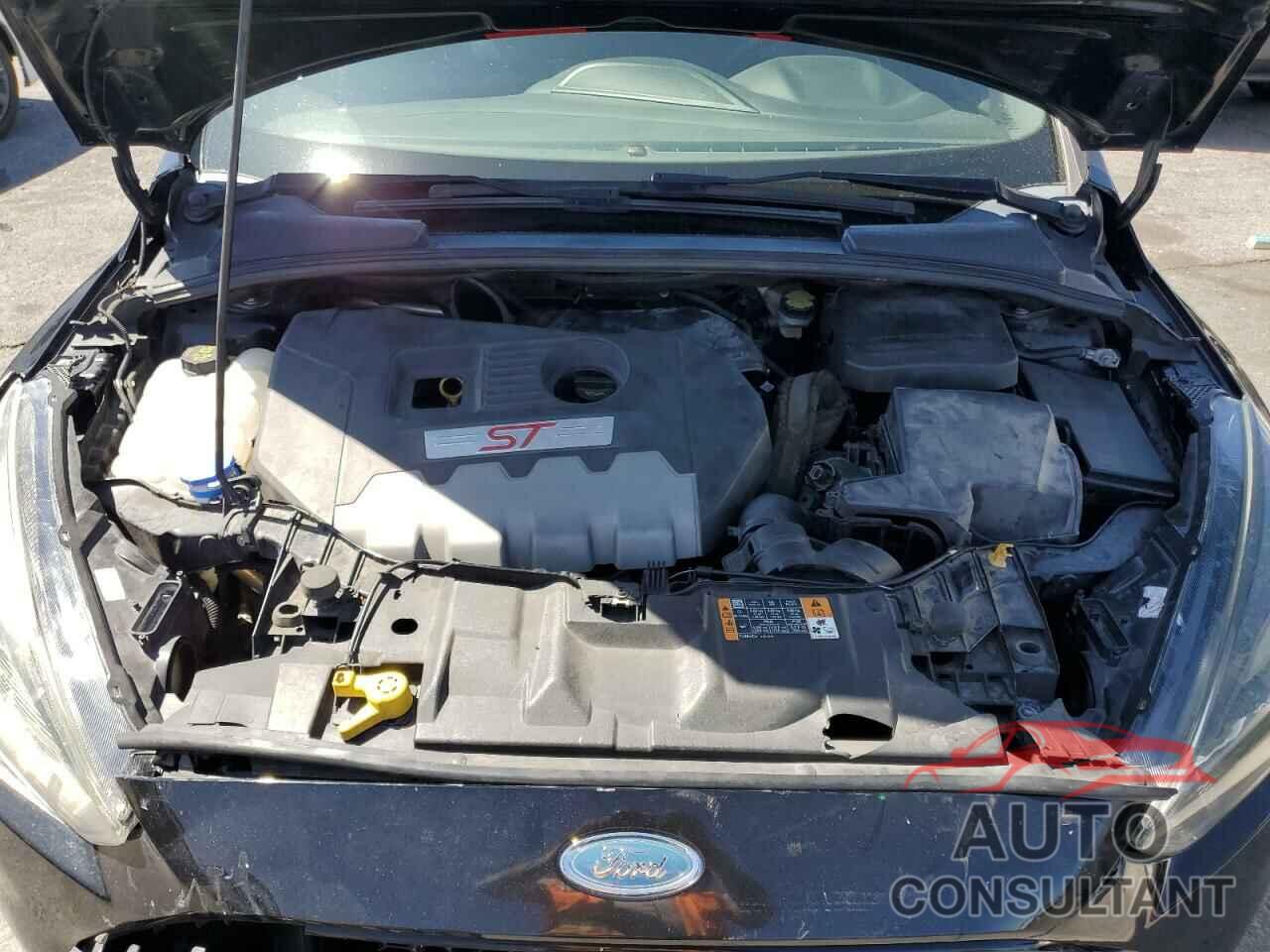 FORD FOCUS 2016 - 1FADP3L94GL226601
