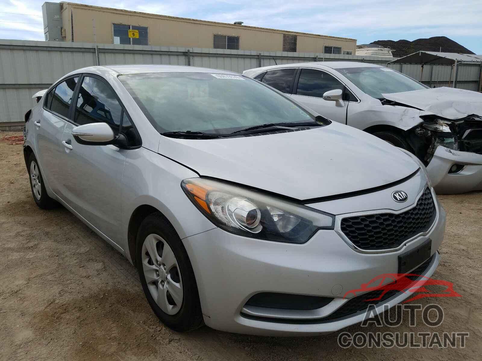 KIA FORTE 2016 - KNAFX4A60G5594860