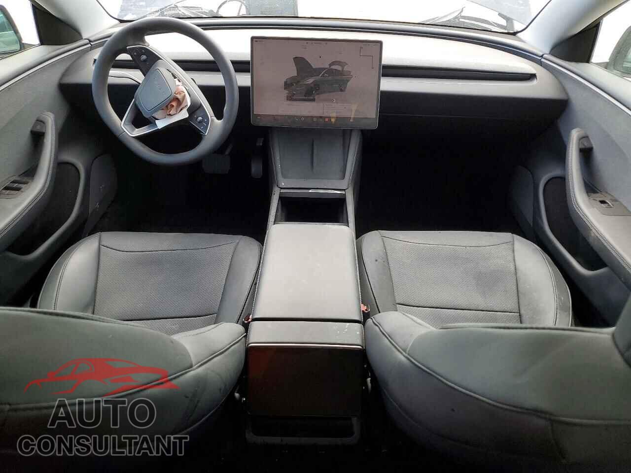 TESLA MODEL 3 2026 - 5YJ3E1EA4TF147630