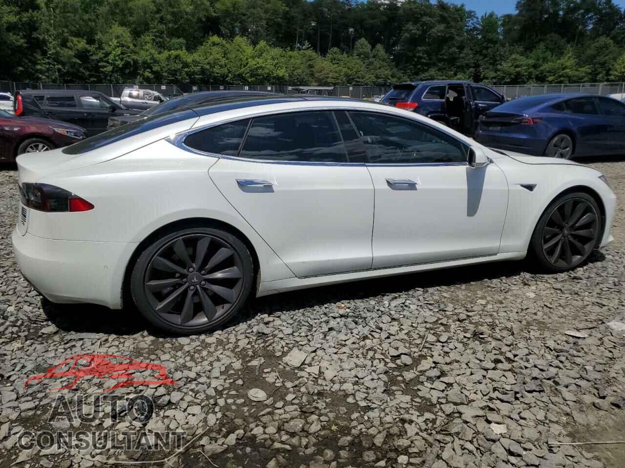 TESLA MODEL S 2016 - 5YJSA1E21GF175469