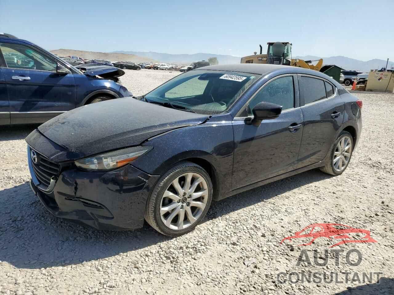 MAZDA 3 2018 - 3MZBN1V31JM177283