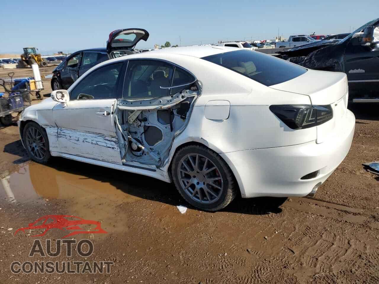 LEXUS IS 2011 - JTHCE5C20B5000416