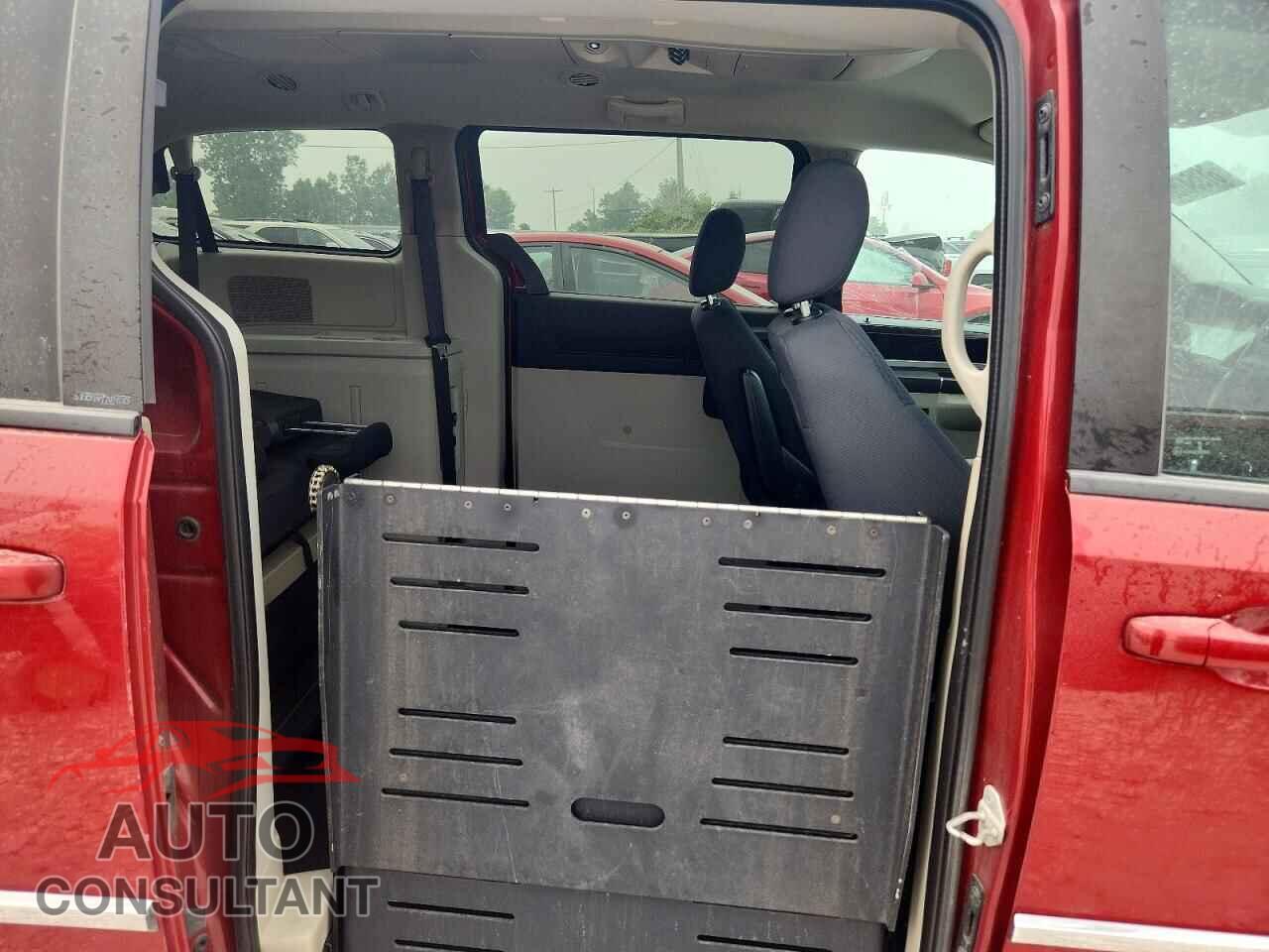 DODGE CARAVAN 2010 - 2D4RN5D14AR129751