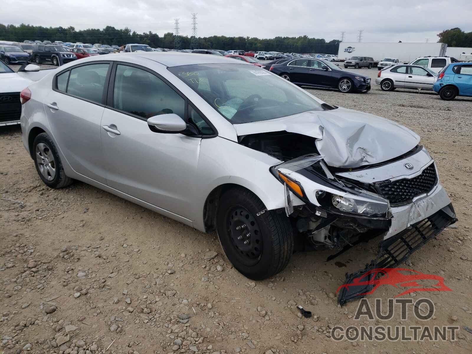 KIA FORTE 2018 - 3KPFK4A76JE184795