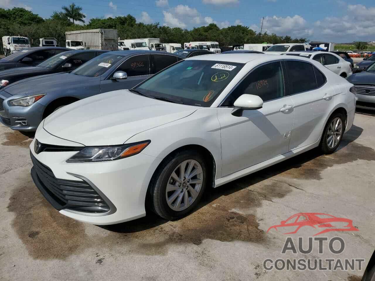 TOYOTA CAMRY 2023 - 4T1C11AK2PU719877