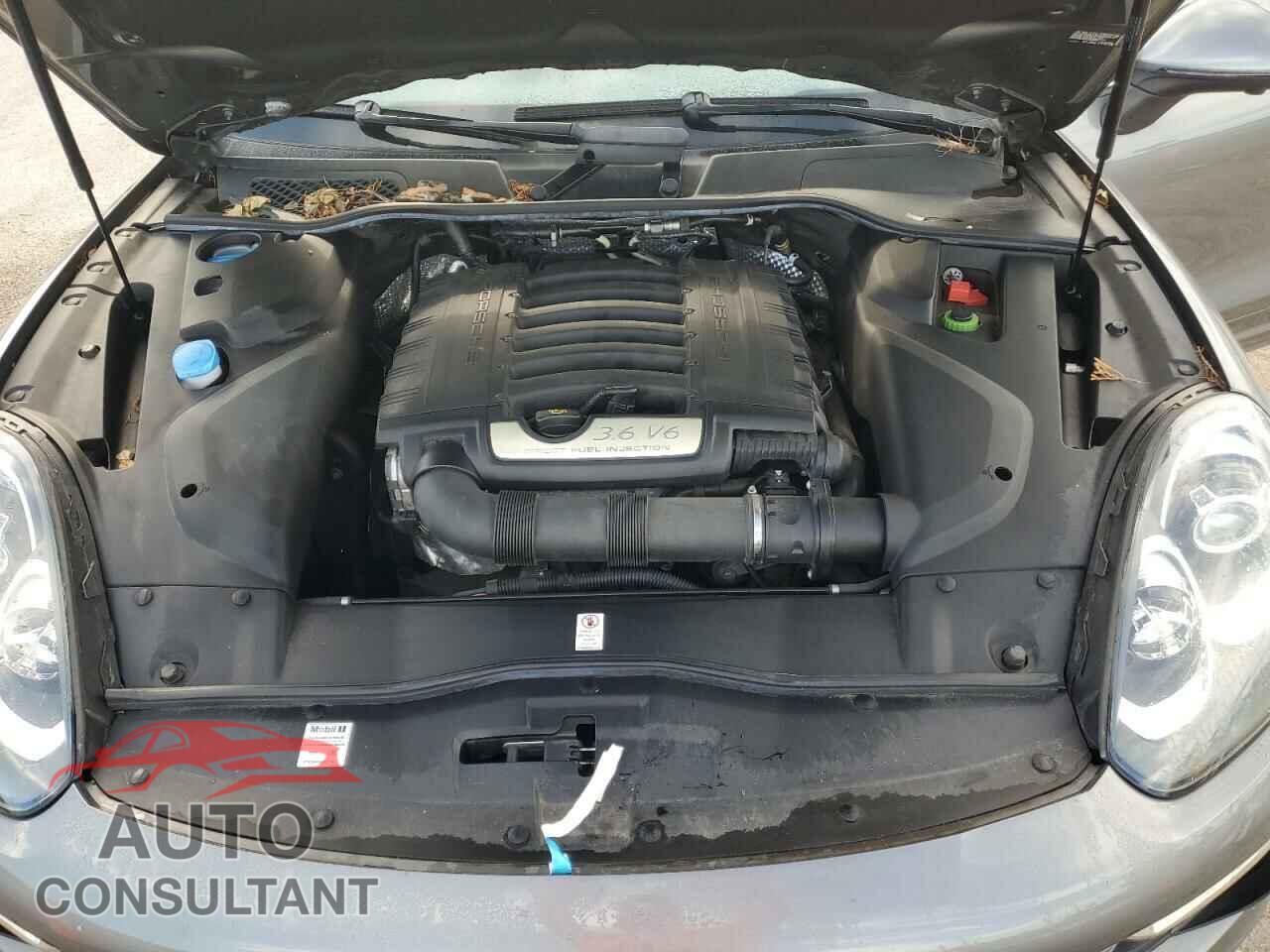 PORSCHE CAYENNE 2018 - WP1AA2A28JKA04976