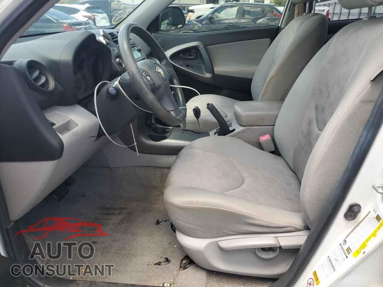TOYOTA RAV4 2012 - JTMBF4DV2C5053746