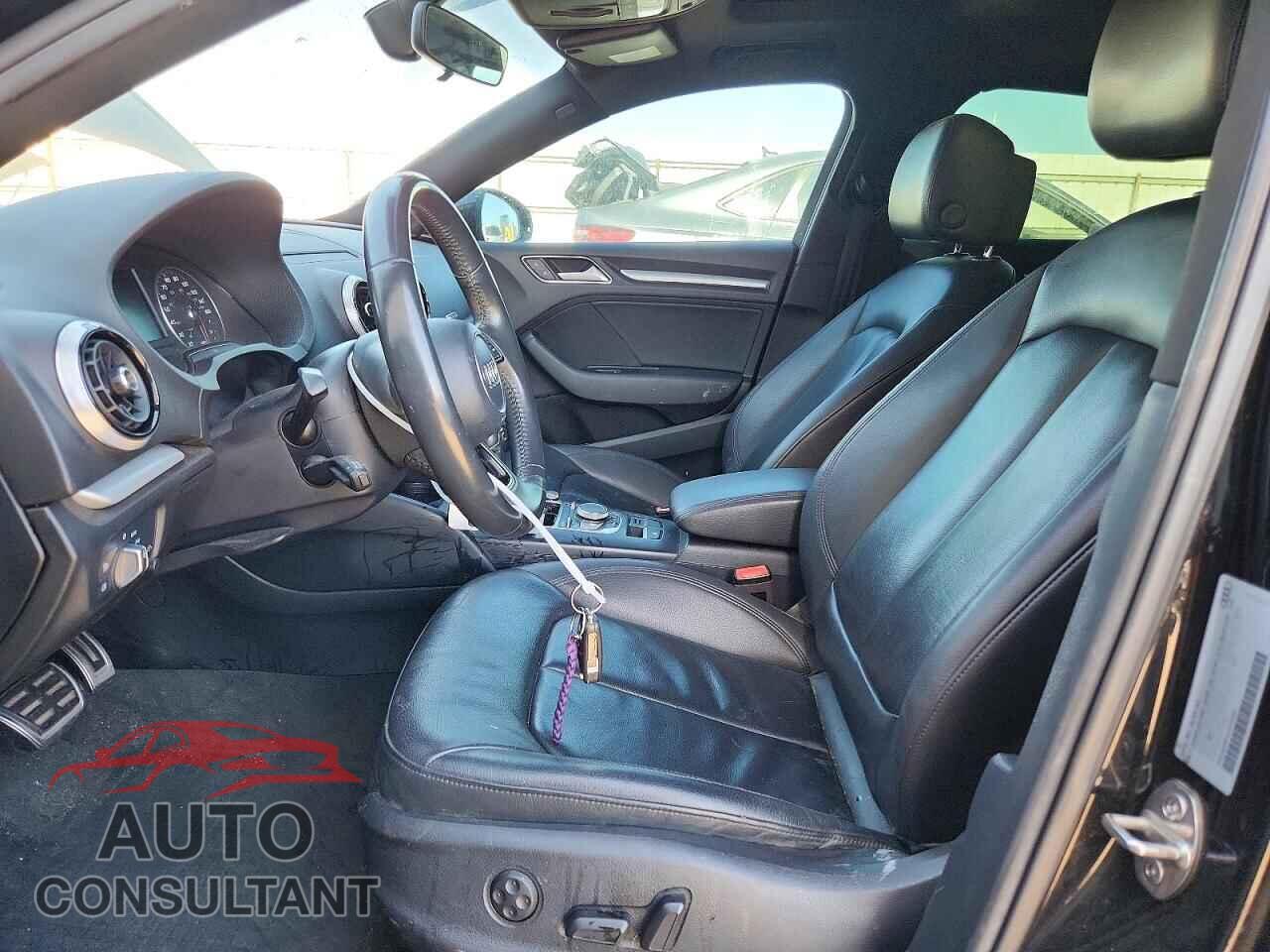 AUDI A3 2018 - WAUAUGFF4J1015364
