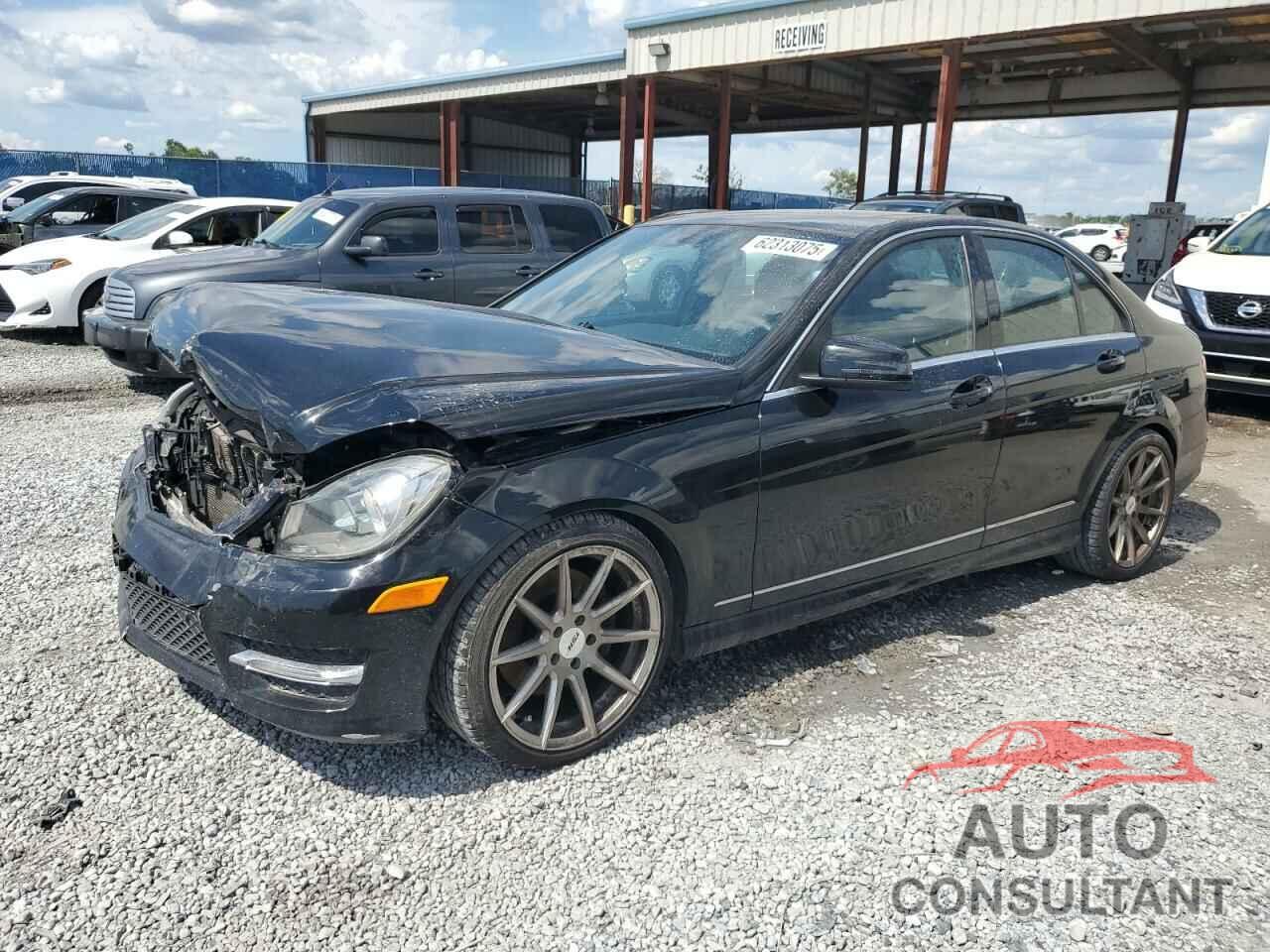 MERCEDES-BENZ C-CLASS 2013 - WDDGF8AB1DR244937
