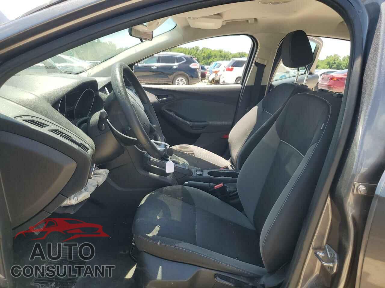 FORD FOCUS 2014 - 1FADP3E29EL406833