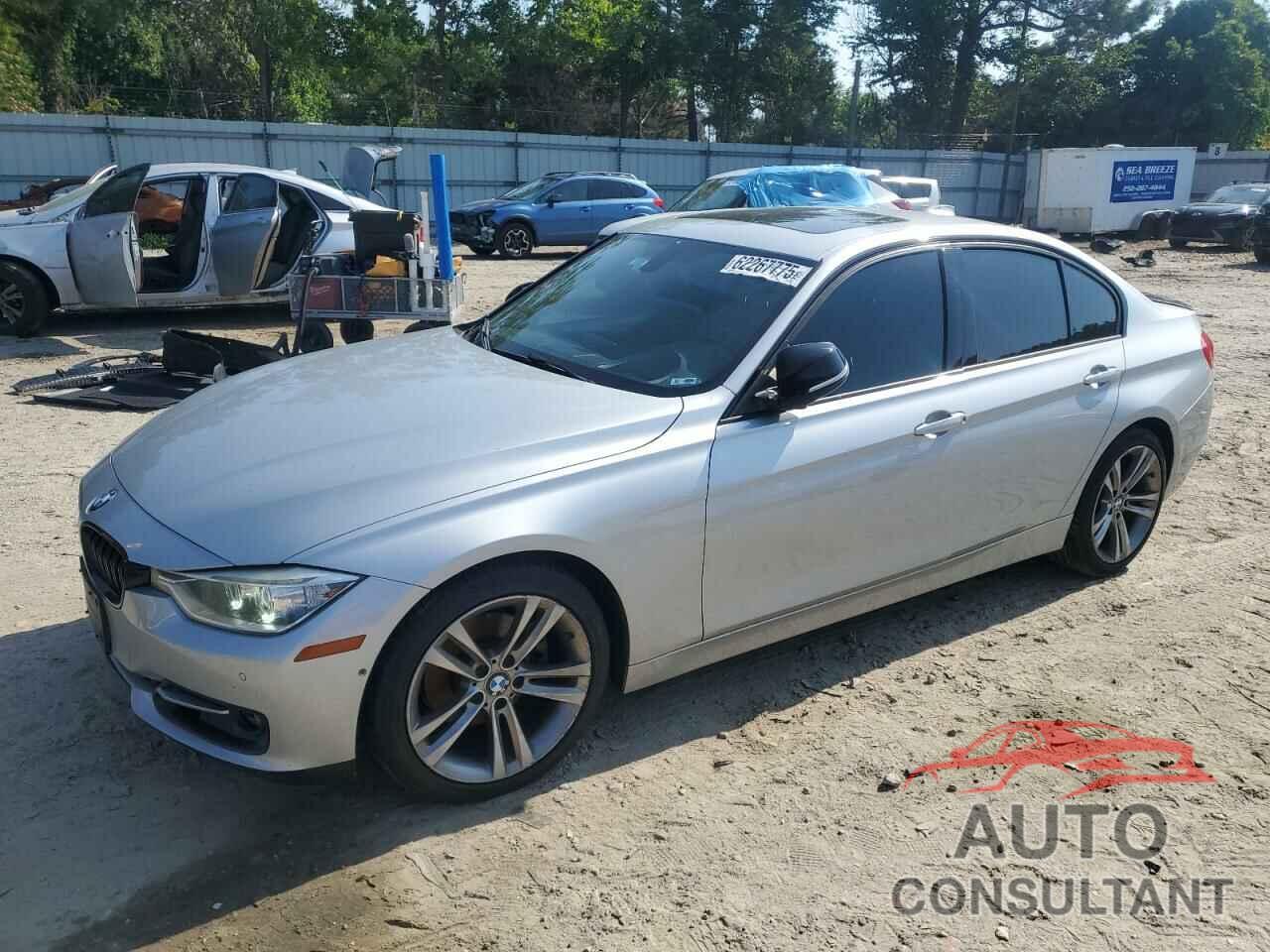 BMW 3 SERIES 2012 - WBA3C1C58CF430522