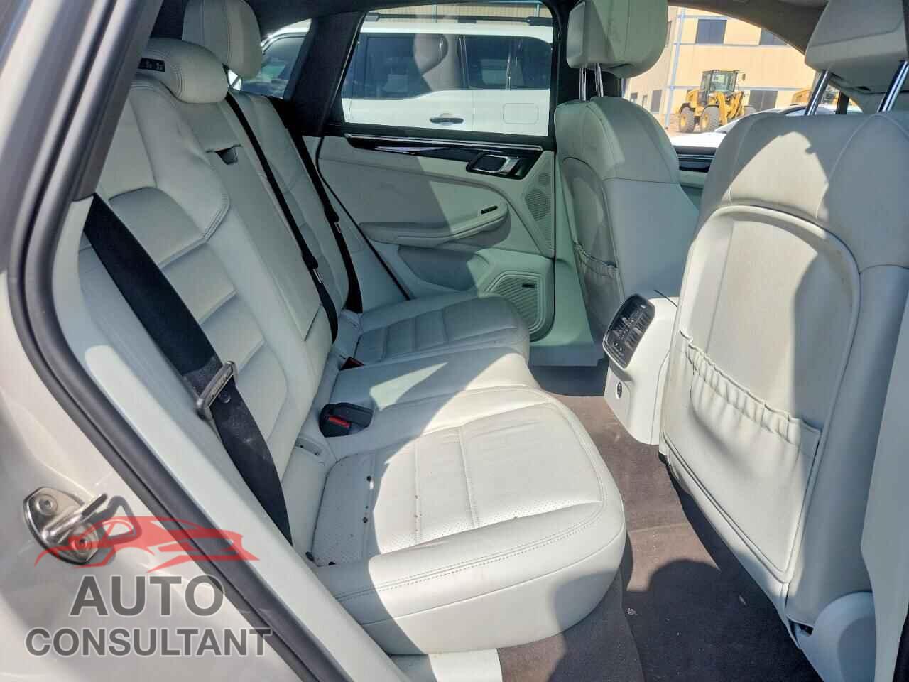 PORSCHE MACAN 2021 - WP1AB2A59MLB36392