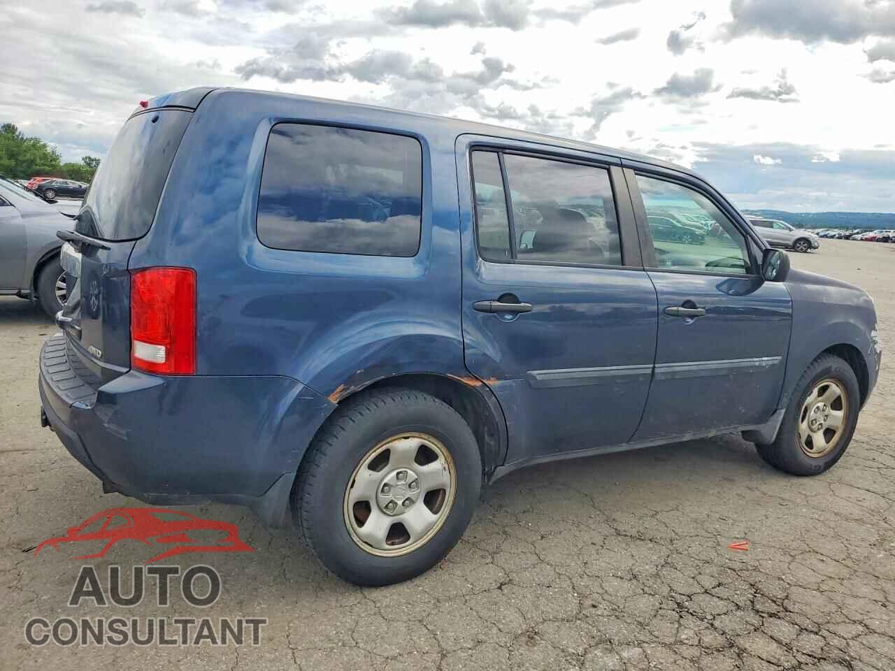 HONDA PILOT 2010 - 5FNYF4H27AB016777
