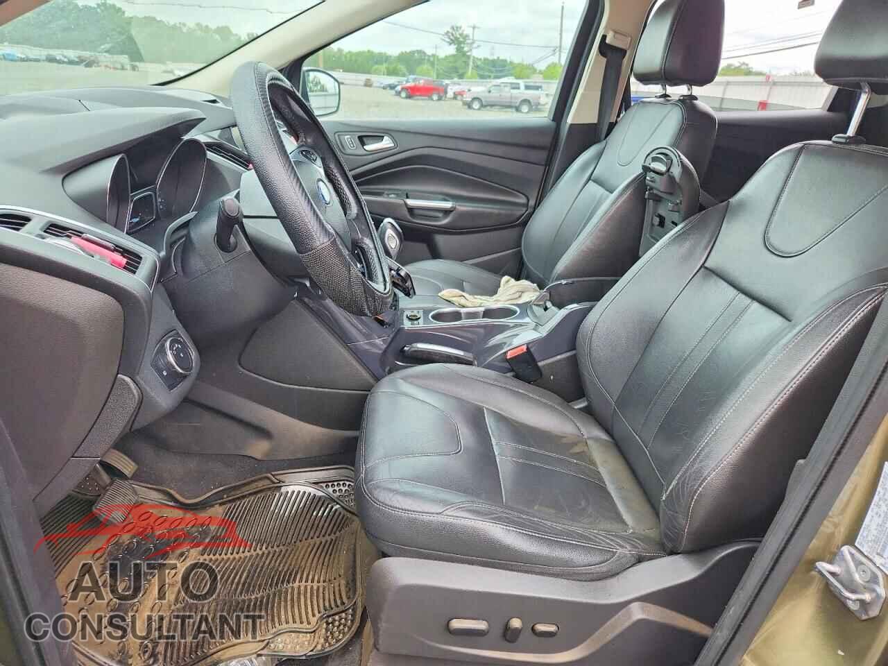 FORD ESCAPE 2013 - 1FMCU9J93DUA82884