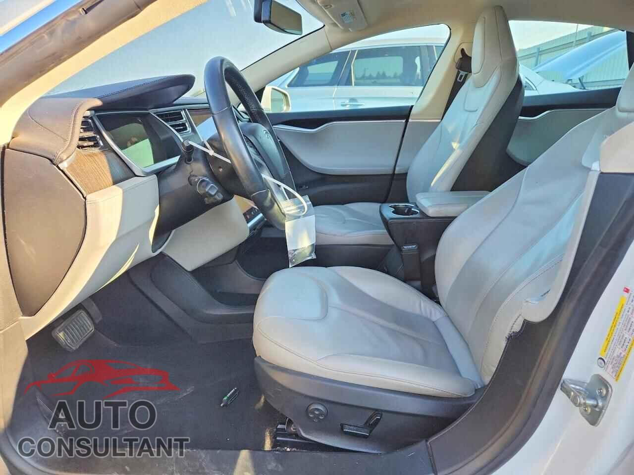 TESLA MODEL S 2013 - 5YJSA1CG3DFP03636