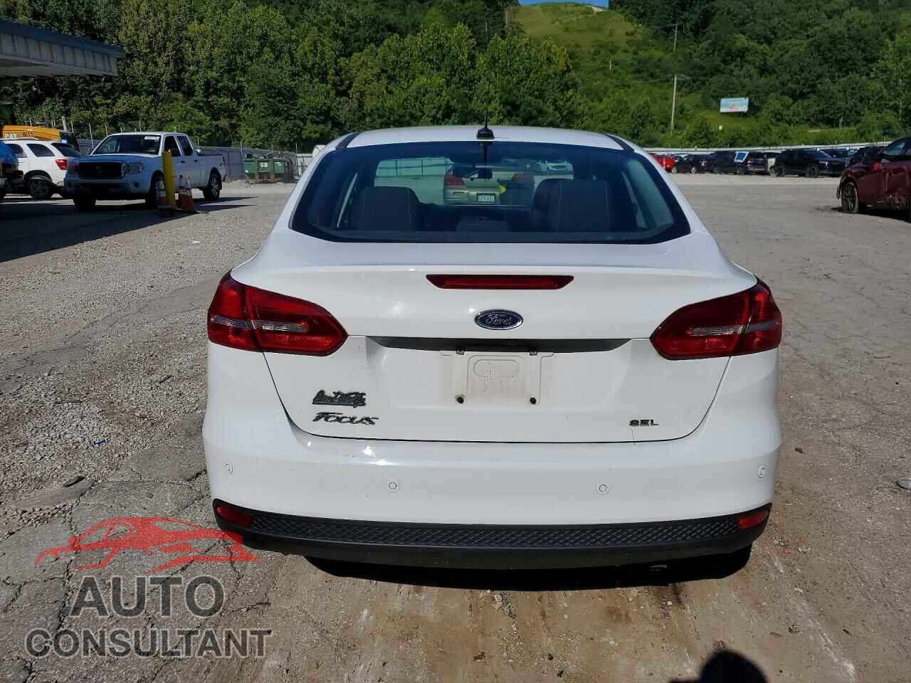FORD FOCUS 2017 - 1FADP3H28HL219051