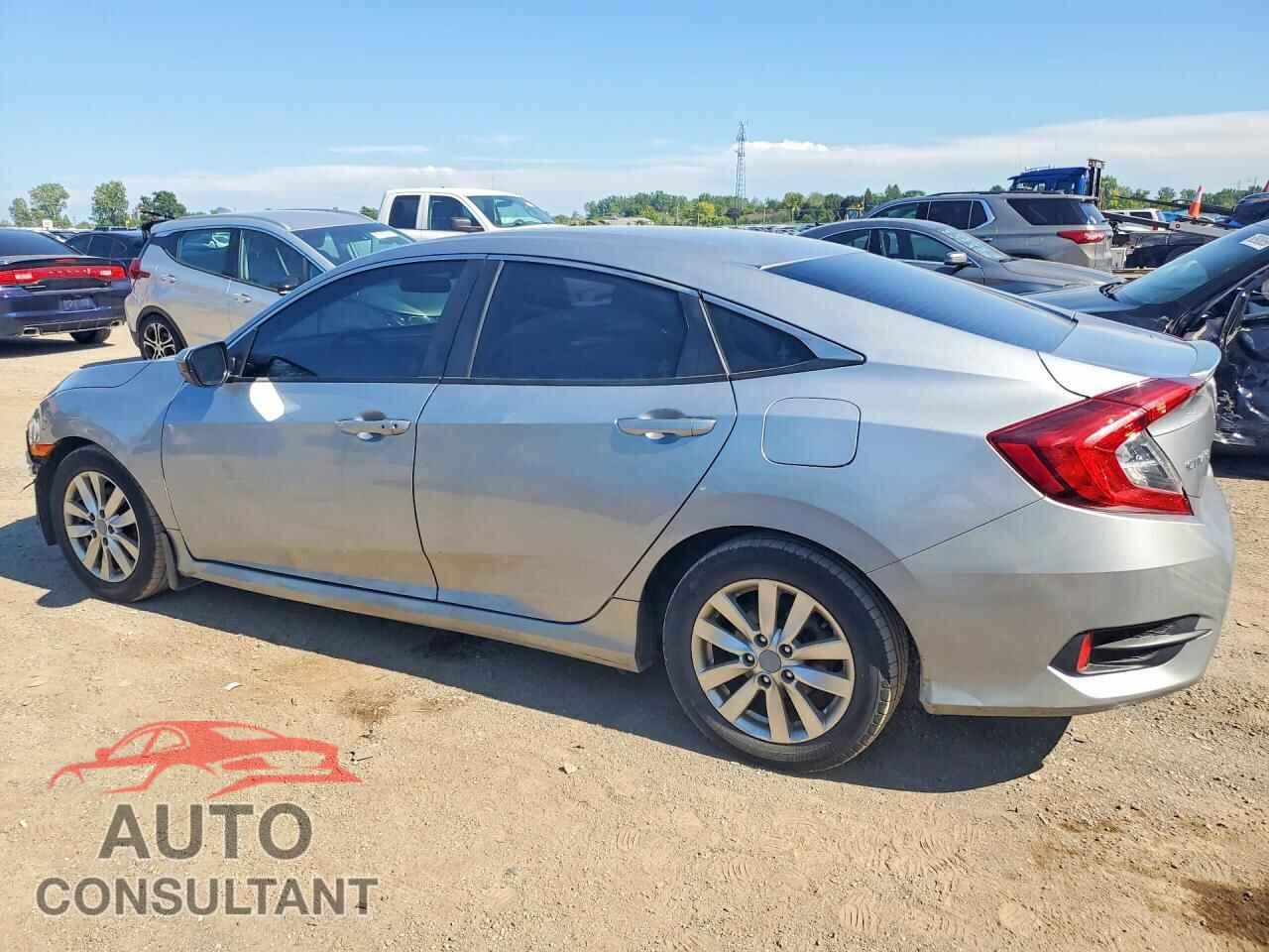 HONDA CIVIC 2018 - 2HGFC2F66JH009048