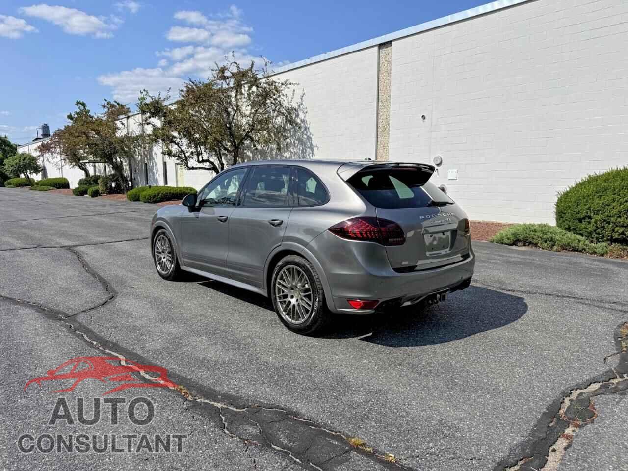 PORSCHE CAYENNE 2013 - WP1AD2A20DLA78351