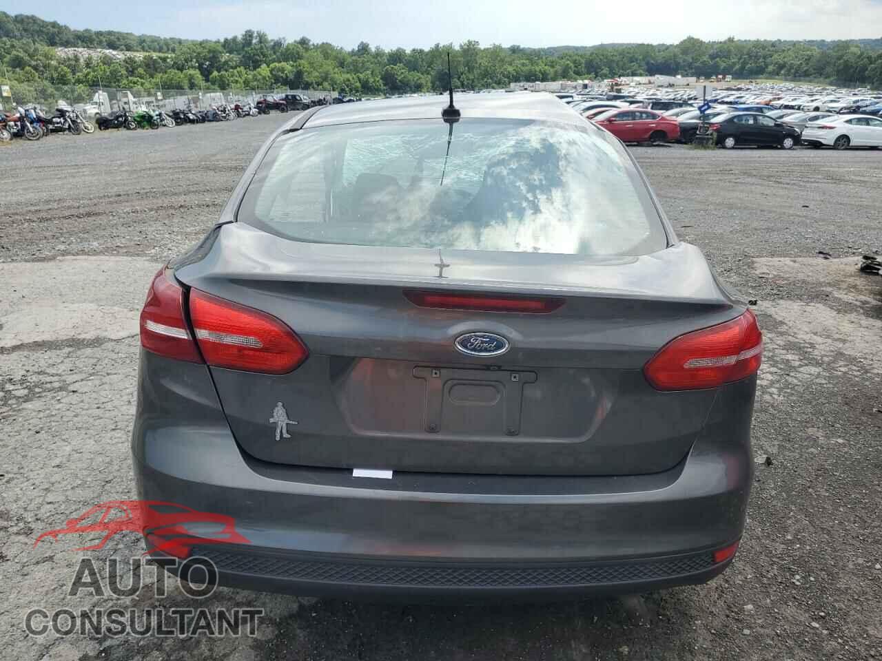 FORD FOCUS 2016 - 1FADP3F21GL242348