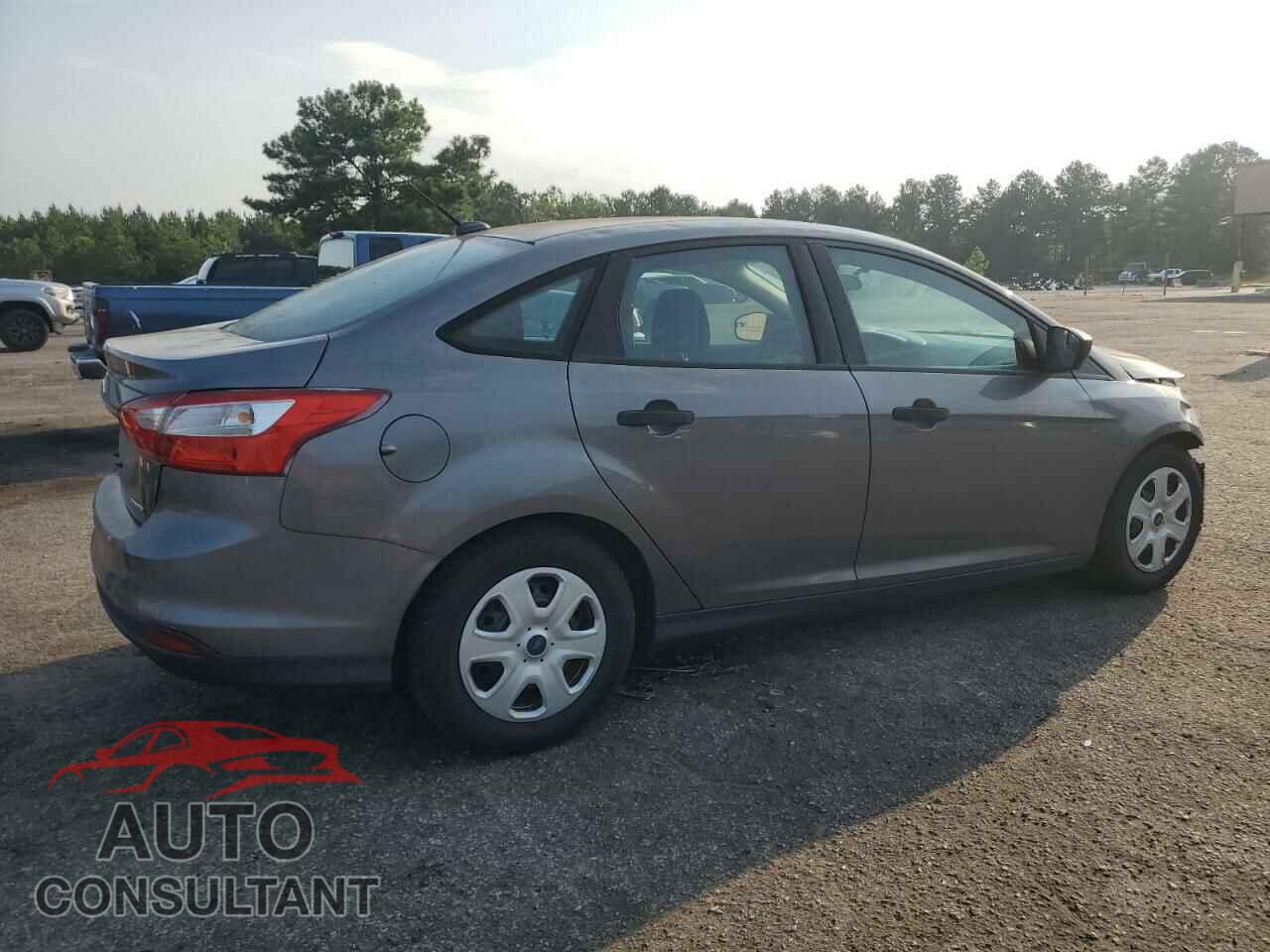 FORD FOCUS 2014 - 1FADP3E24EL369948