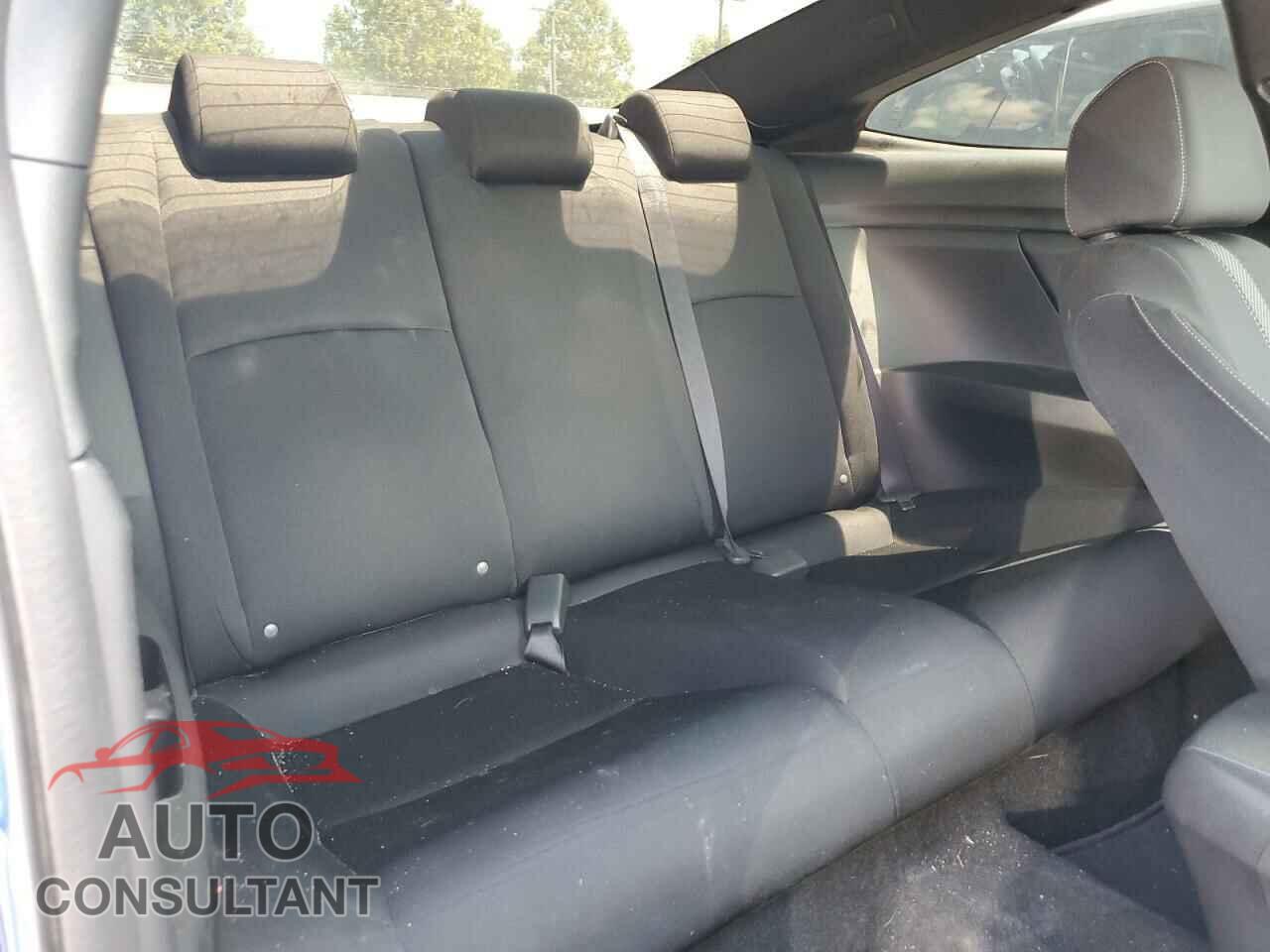 HONDA CIVIC 2019 - 2HGFC4B69KH307595