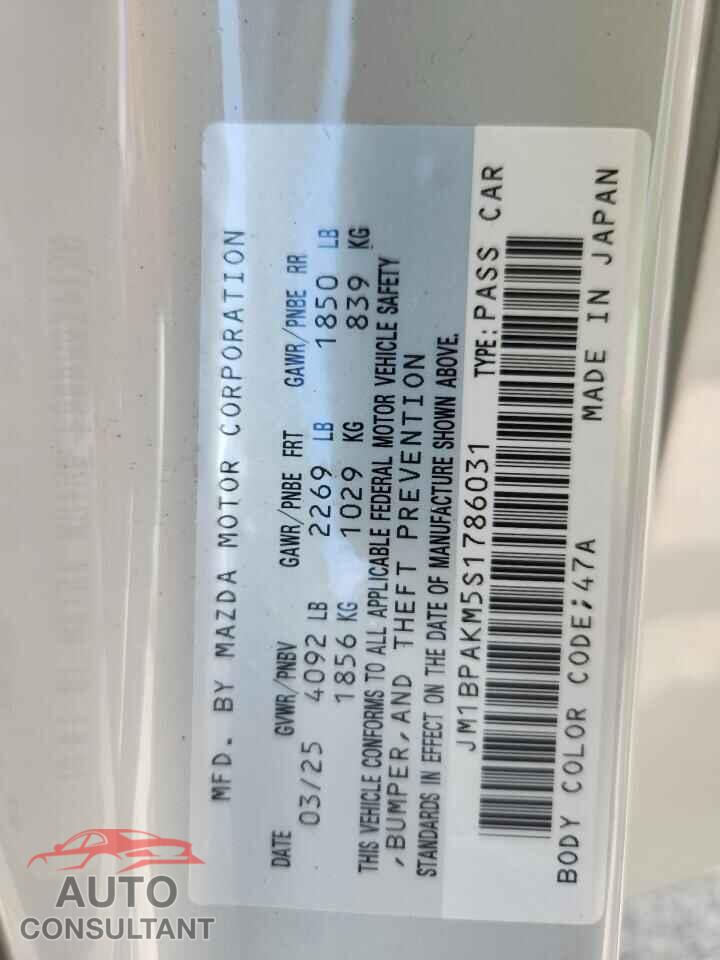 MAZDA 3 SELECT S 2025 - JM1BPAKM5S1786031