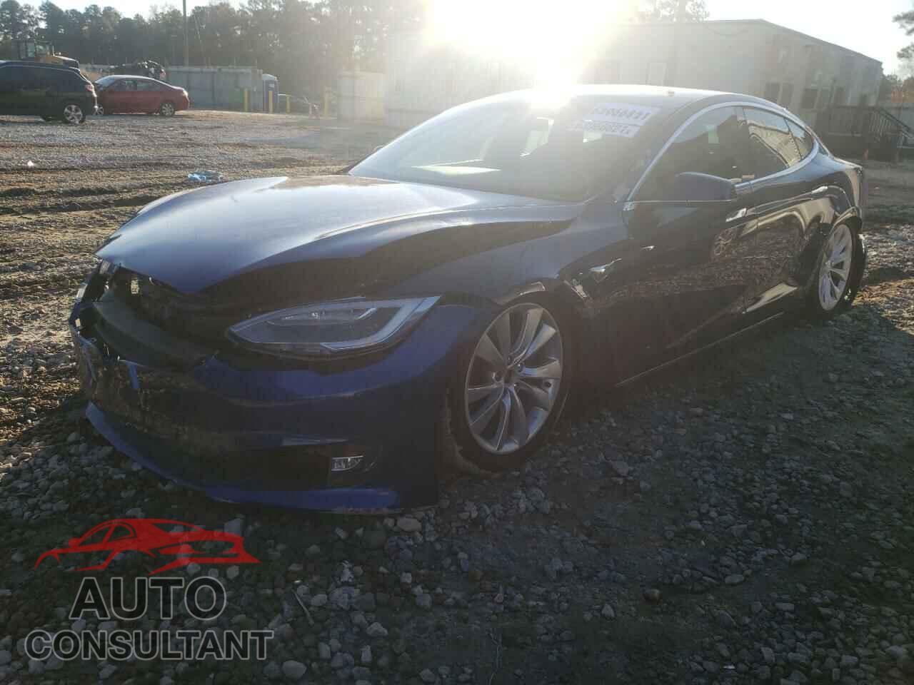 TESLA MODEL S 2018 - 5YJSA1E24JF261771