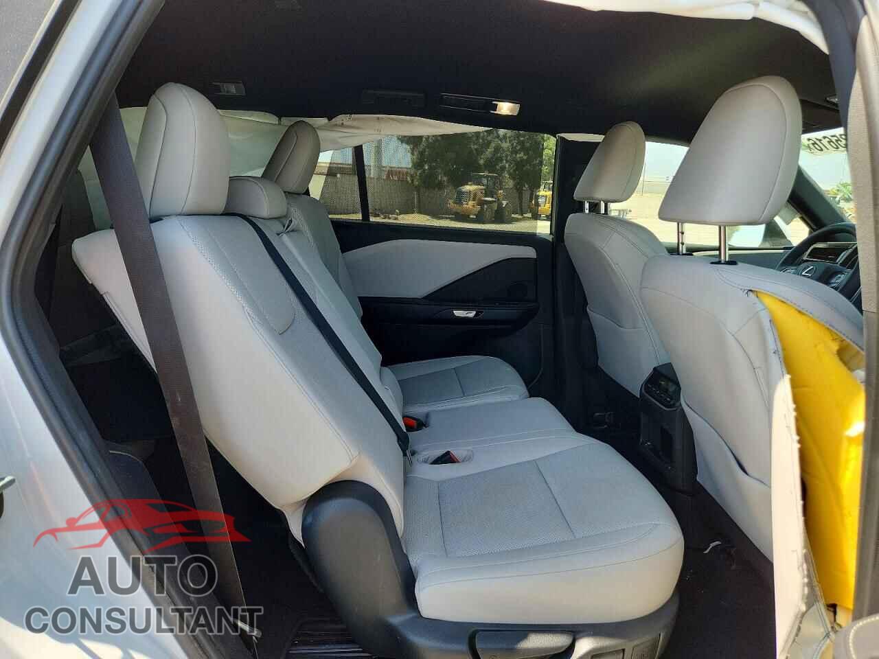 LEXUS UNKNOWN 2026 - 5TDAAAA62TS020276