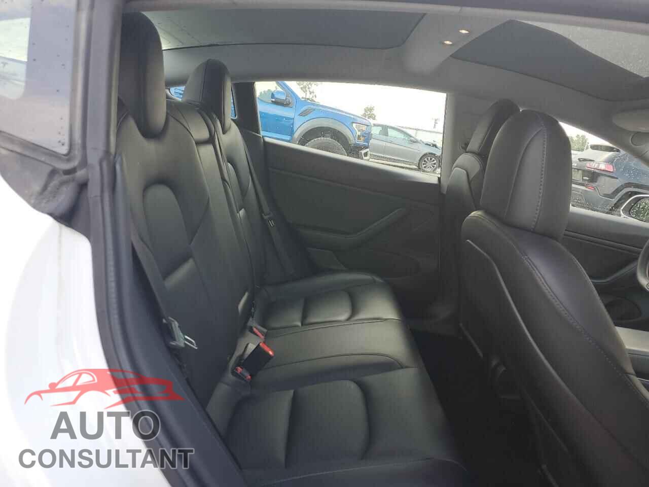 TESLA MODEL 3 2019 - 5YJ3E1EB5KF494200