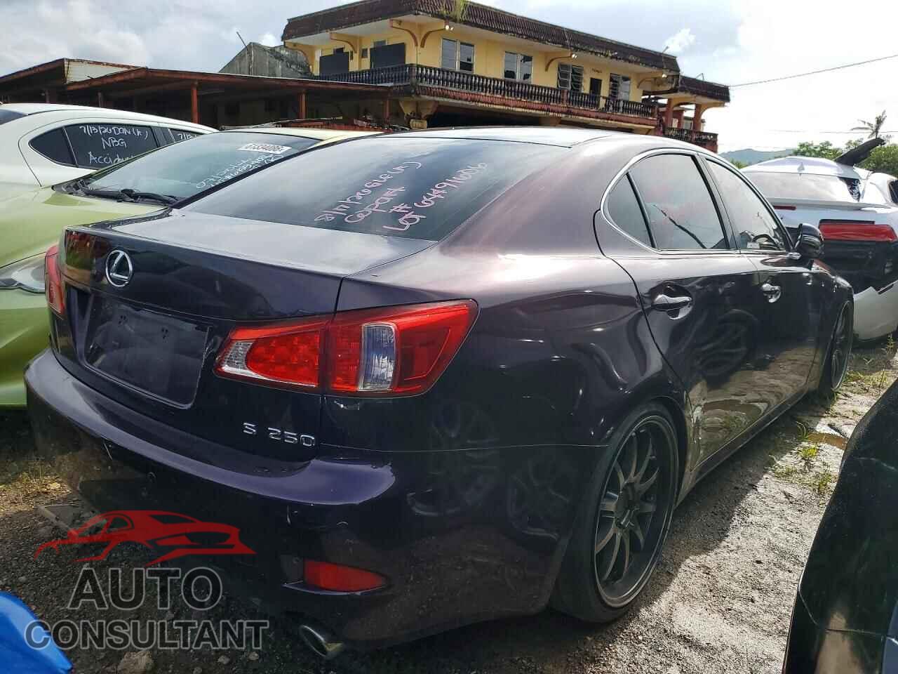 LEXUS IS 2011 - JTHBF5C27B5153061
