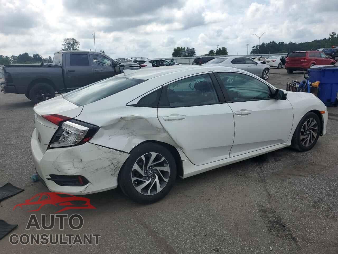HONDA CIVIC 2017 - 2HGFC2F77HH577800