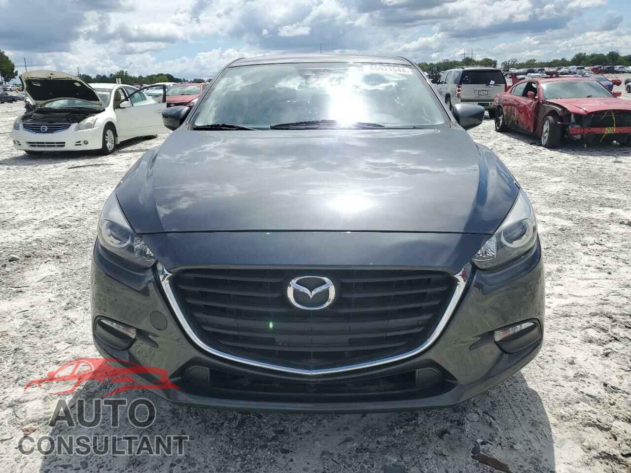 MAZDA 3 2017 - 3MZBN1L72HM151811