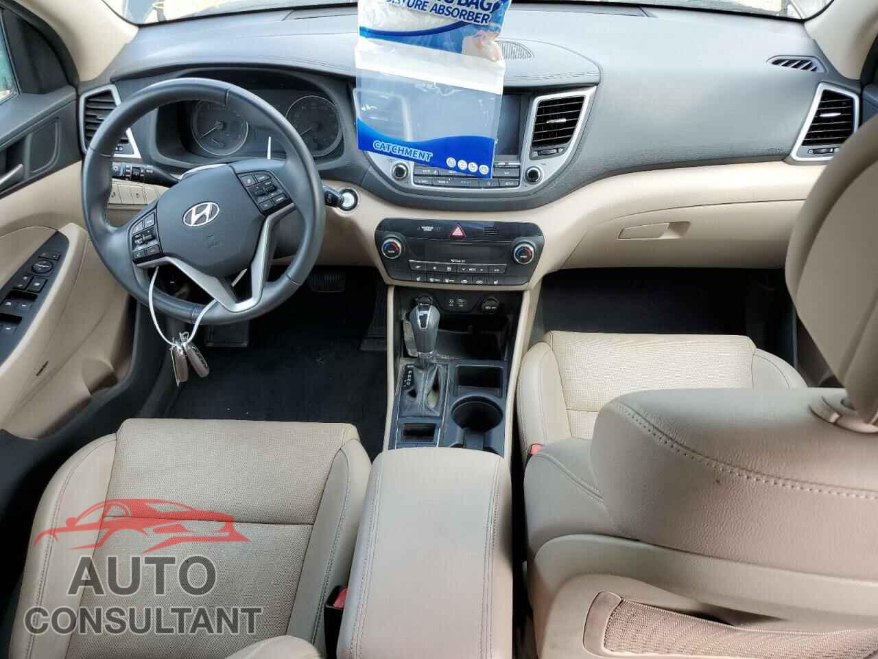 HYUNDAI TUCSON 2018 - KM8J3CA4XJU670708