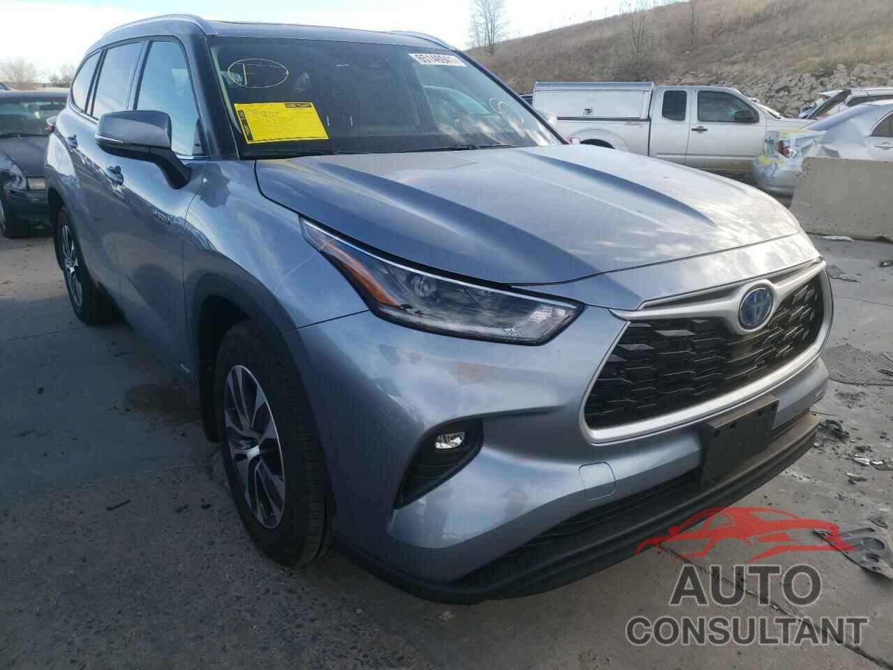TOYOTA HIGHLANDER 2021 - 5TDHBRCH0MS052329