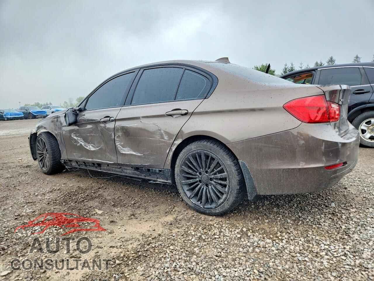 BMW 3 SERIES 2013 - WBA3B3C55DJ977132