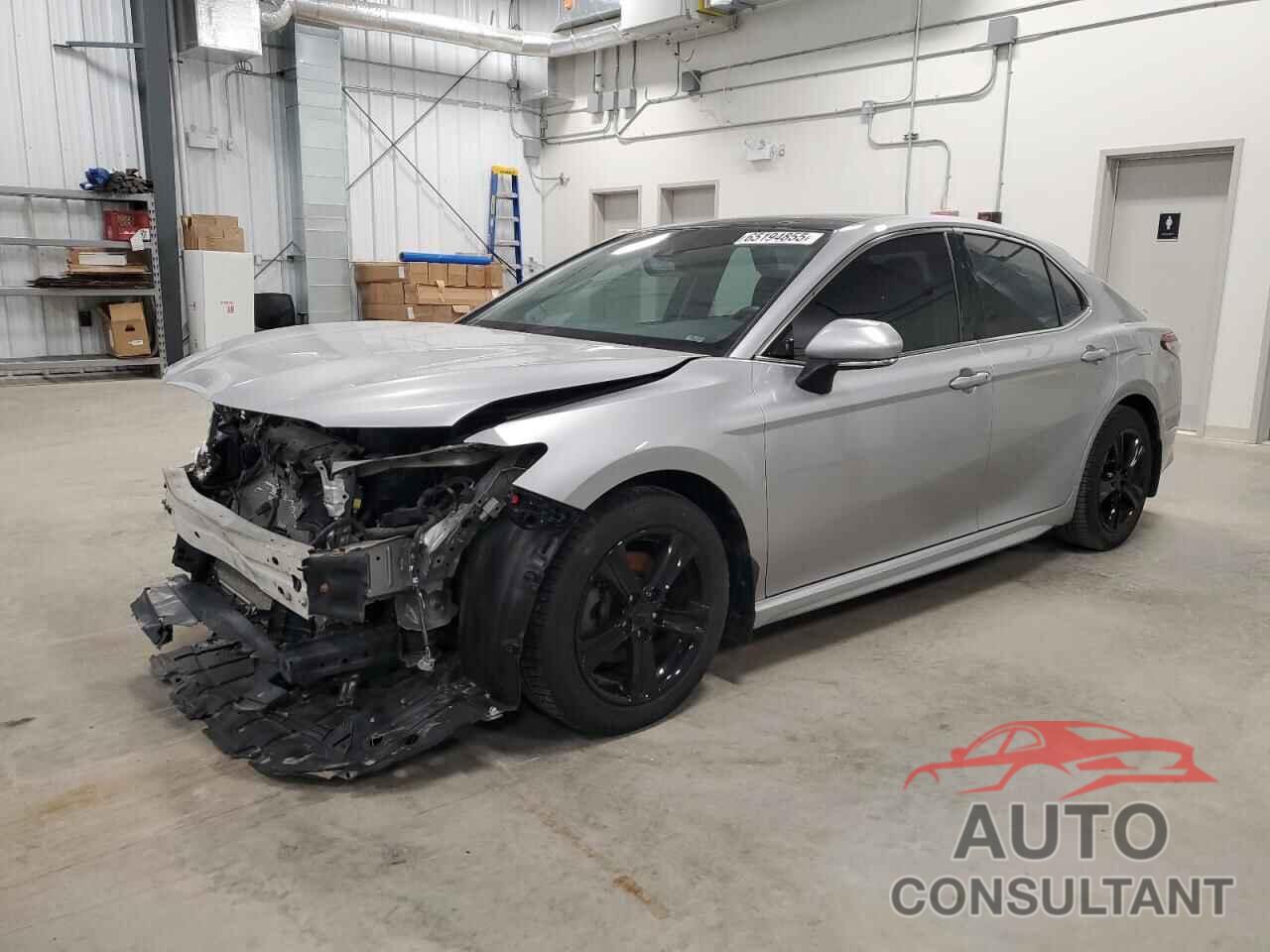 TOYOTA CAMRY 2018 - 4T1B61HK5JU106999