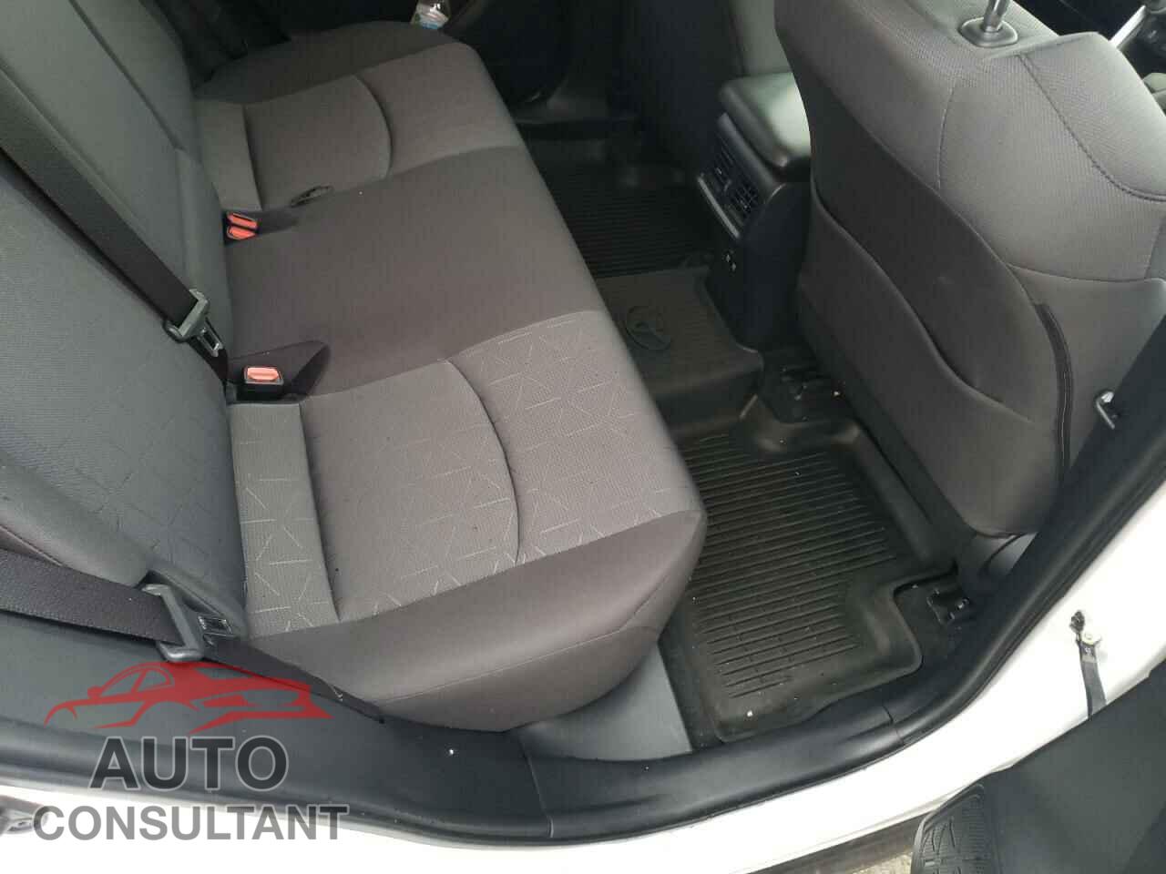 TOYOTA RAV4 2019 - JTMP1RFVXKD008167