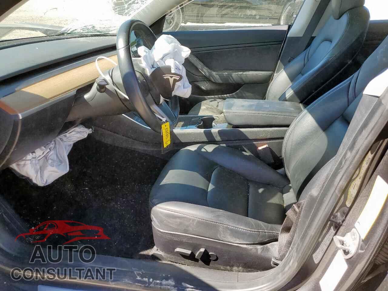 TESLA MODEL 3 2019 - 5YJ3E1EA9KF190178